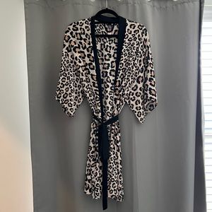 NWT Victoria’s Secret robe